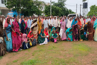 Villagers complained to collector against illegal liquor