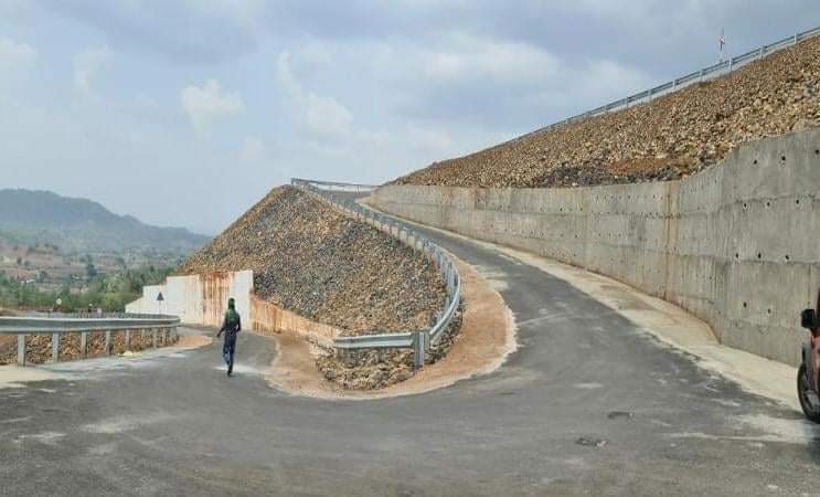 roads made by plastic waste