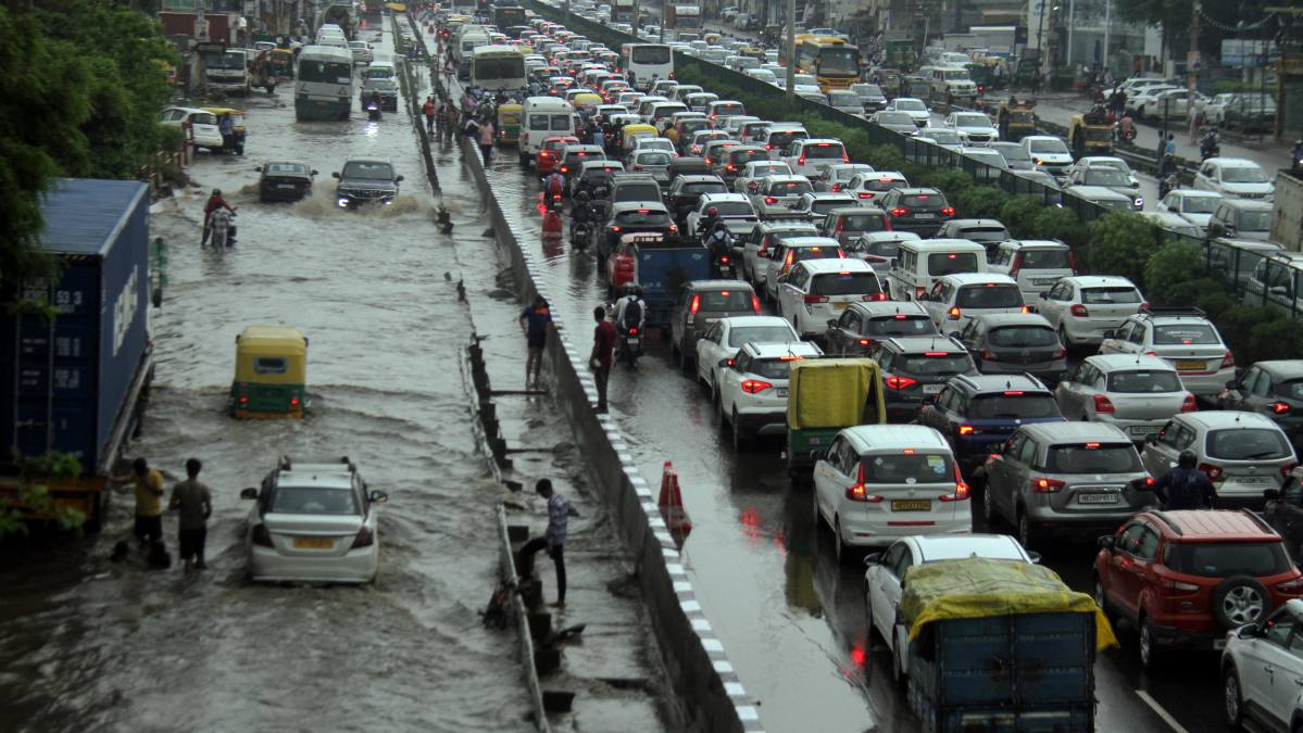 Heavy Rain Brings Delhi to Its Knees, 2 Drown in Ghazipur; Schools Closed on Thursday