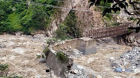 CLOUDBURST AT SAMEJ KHAD SHIMLA  PEOPLE MISSING AFTER CLOUDBURST  HEALTH MIN JP NADDA  ഹിമാചലില്‍ മേഘവിസ്‌ഫോടനം