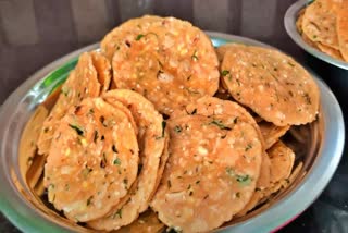 ragi_pindi_chekkalu_recipe_in_telugu