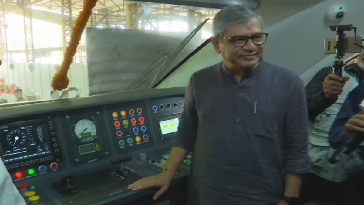 Vande Bharat Sleeper Coach