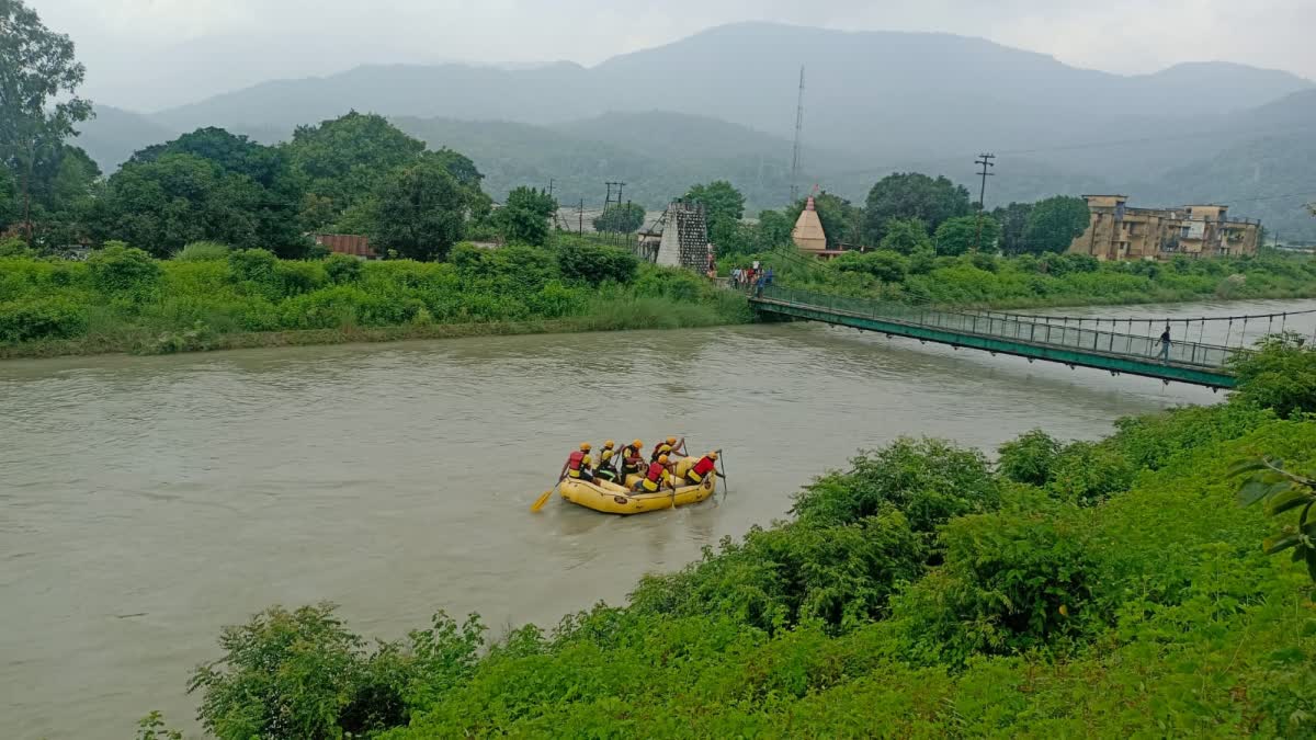 BOY JUMPED INTO SHAKTI CANAL