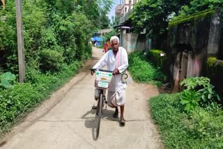 Padma Shri awardee lives is a broken house