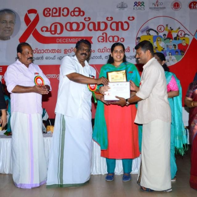 National Voluntary Blood Donation Day  Blood Donation Day  Blood Donor Sumesh Vandaden  Blood Donor  രക്തദാനം  ഇന്ന് ദേശീയ സന്നദ്ധ രക്തദാന ദിനം  ദേശീയ രക്തദാന ദിനം  Sumesh Vandaden  രക്തദാതാവ് സുമേഷ് വണ്ടാടന്‍  കേരള എയിഡ് സെല്‍ സൊസൈറ്റി