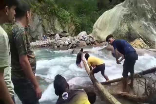 Trekker in Madmaheshwar Valley