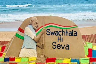 Swachhata Hi Seva: Sand artist Sudarsan Patnaik's message for cleanliness drive