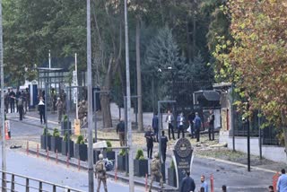 Suicide attack near parliament in Türkiye