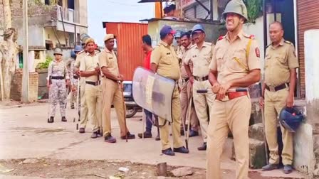 Stone Pelting In Shahada