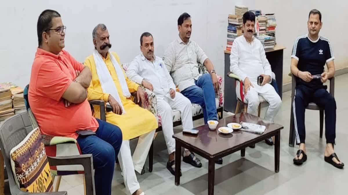 BJP Leaders Opposed MLA Kamlesh