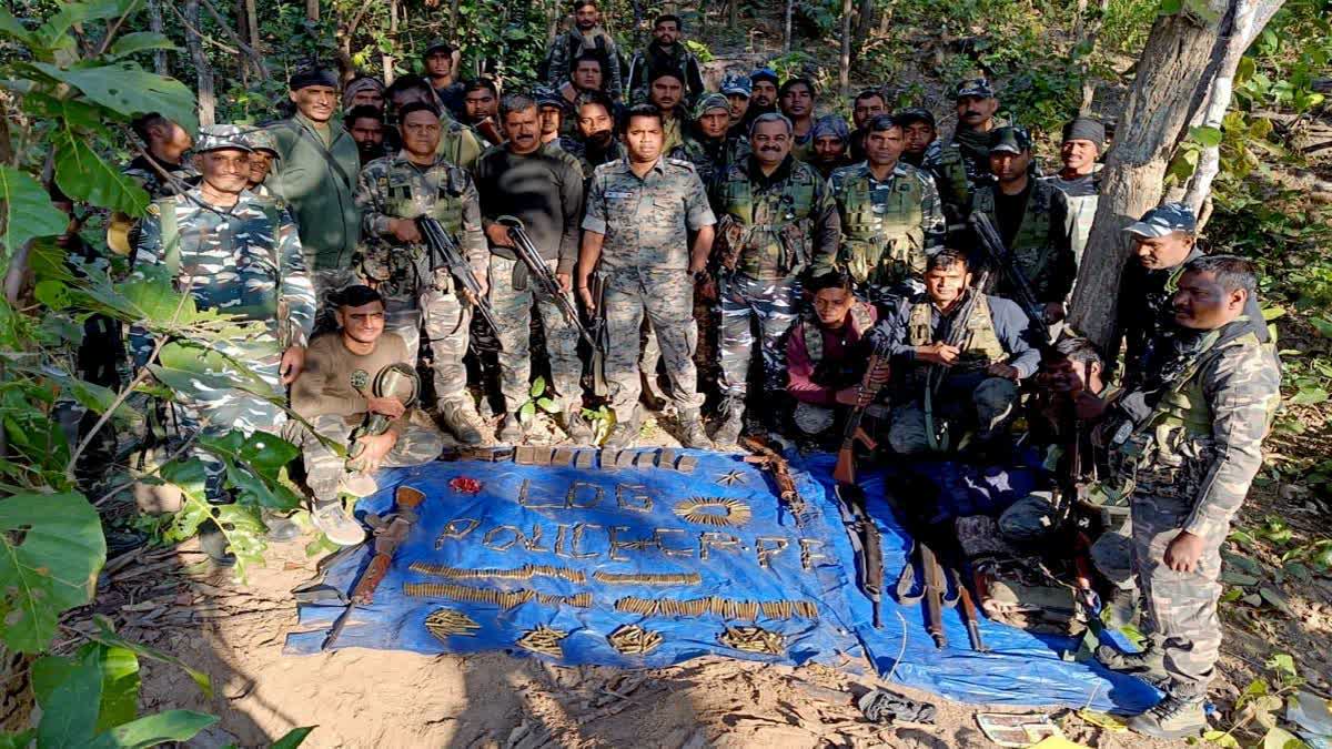 The security forces have gunned down 120 Maoists in Chhattisgarh