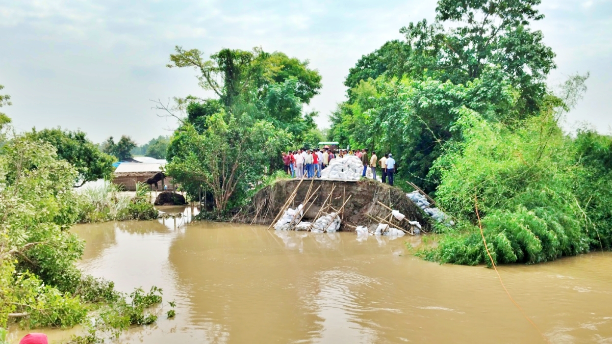 Champaran embankment broke