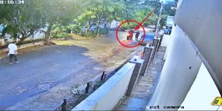 Chain snatching At Chaitanyapuri