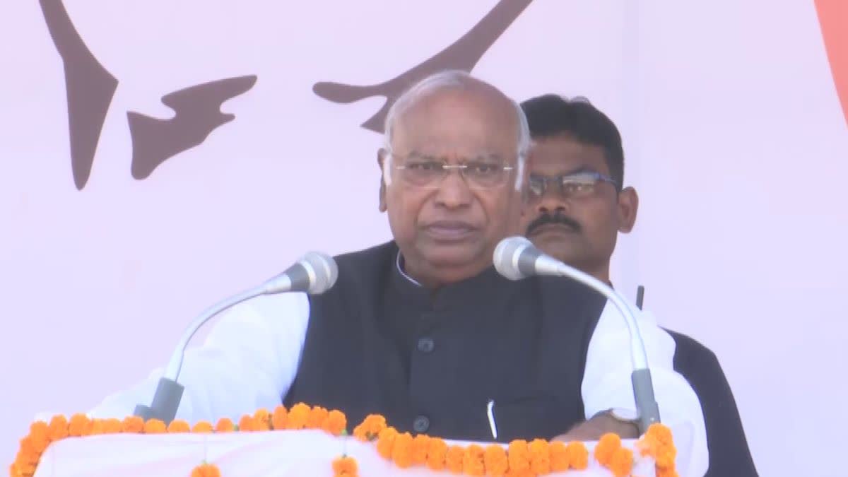 Mallikarjun Kharge called PM Modi Doordarshan