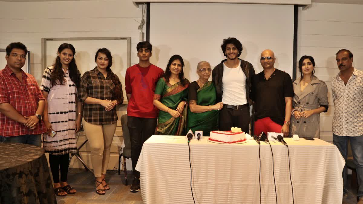 Gauri movie hero Samarjit Lankesh celebrated his birthday