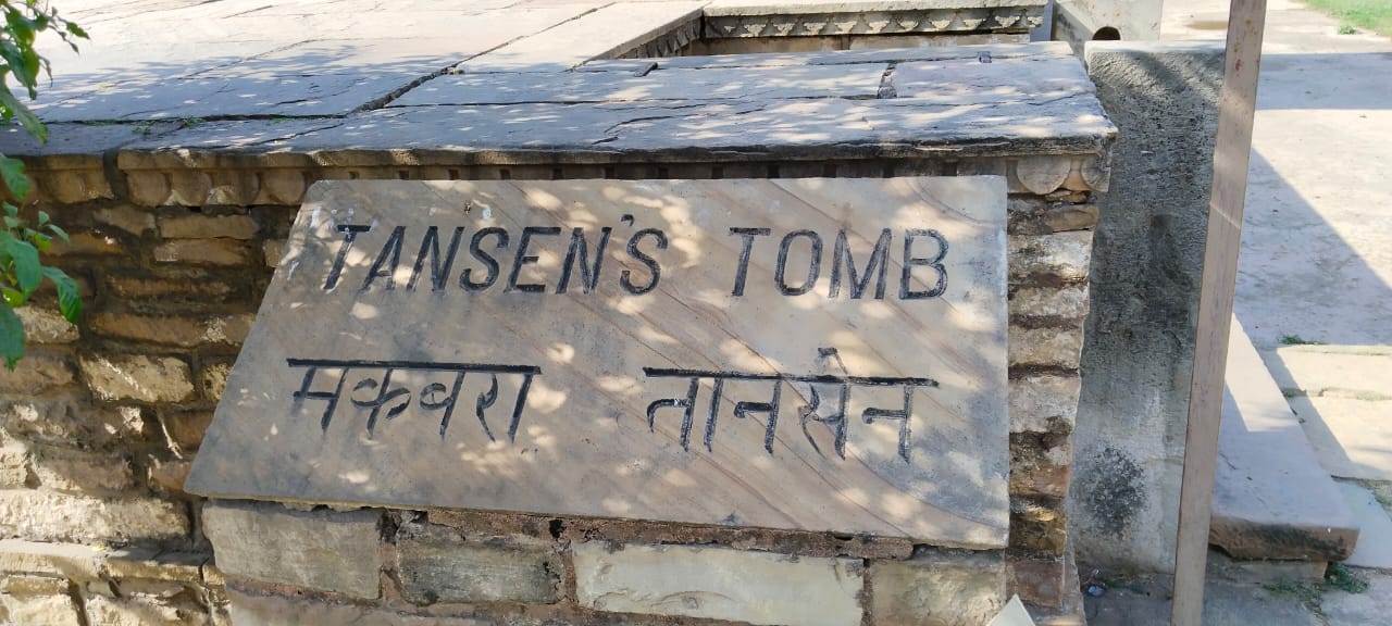 Tansen tomb