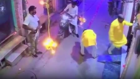 शाहदरा में चाचा-भतीजे की हत्या का CCTV फुटेज आया सामने