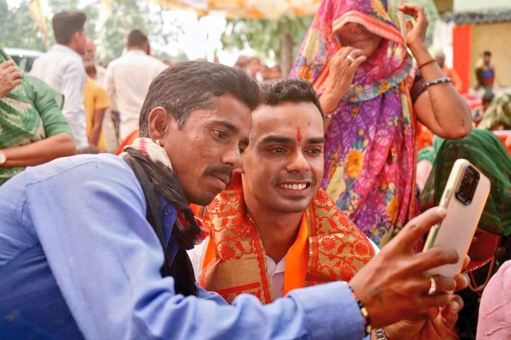 Kartikeya Chouhan Budhni