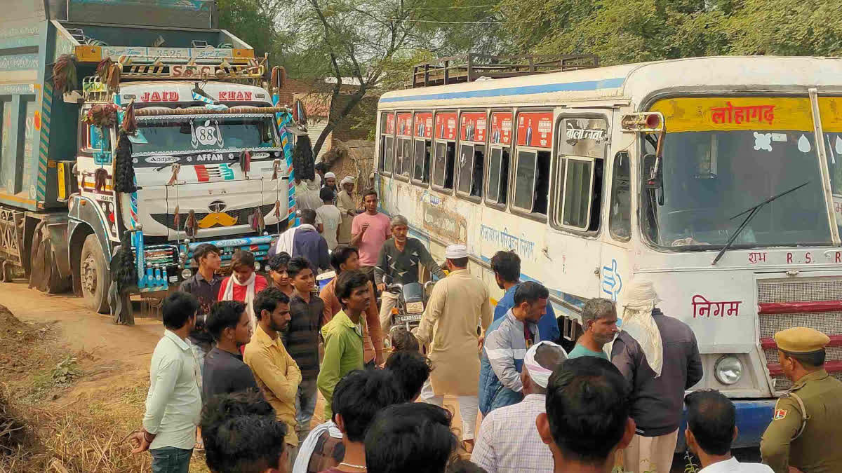 bus hit bike in Bharatpur