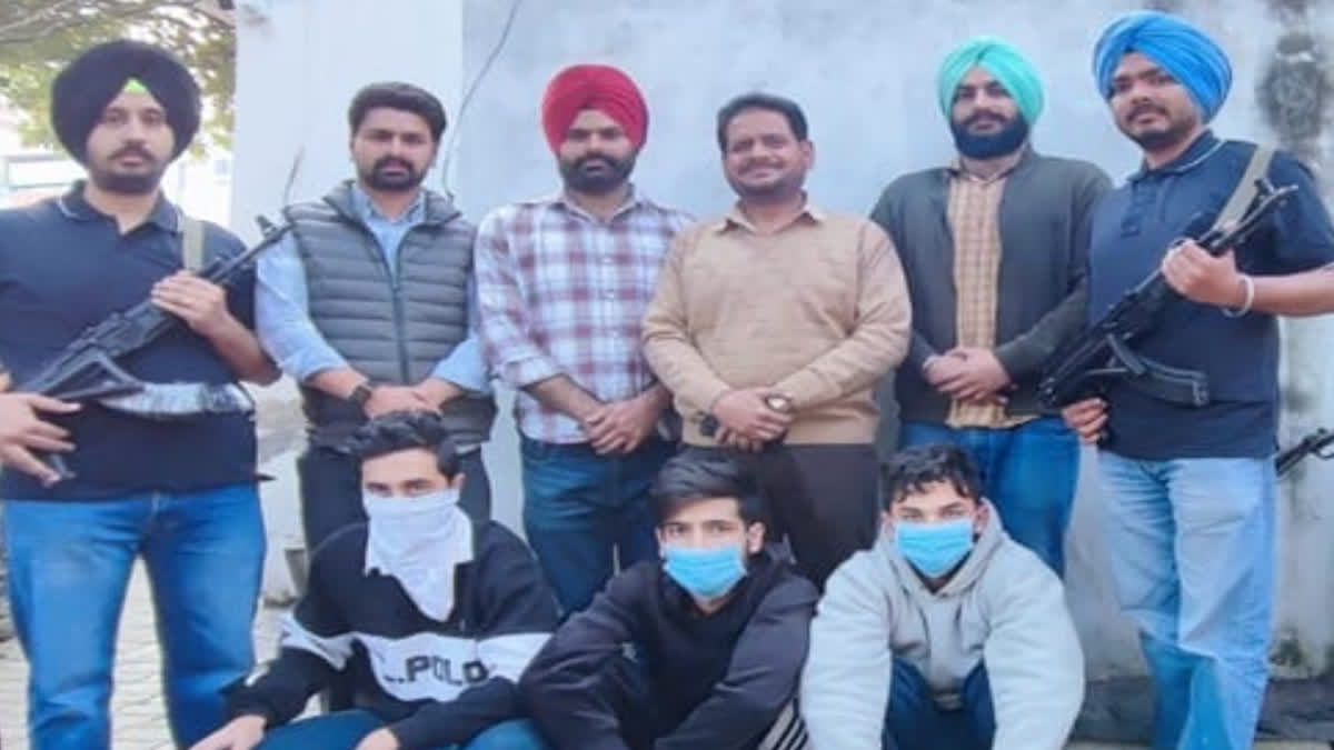 Three persons arrested including two activists of Jaggu Bhagwanpuria gang; The car used in the crime was also recovered
