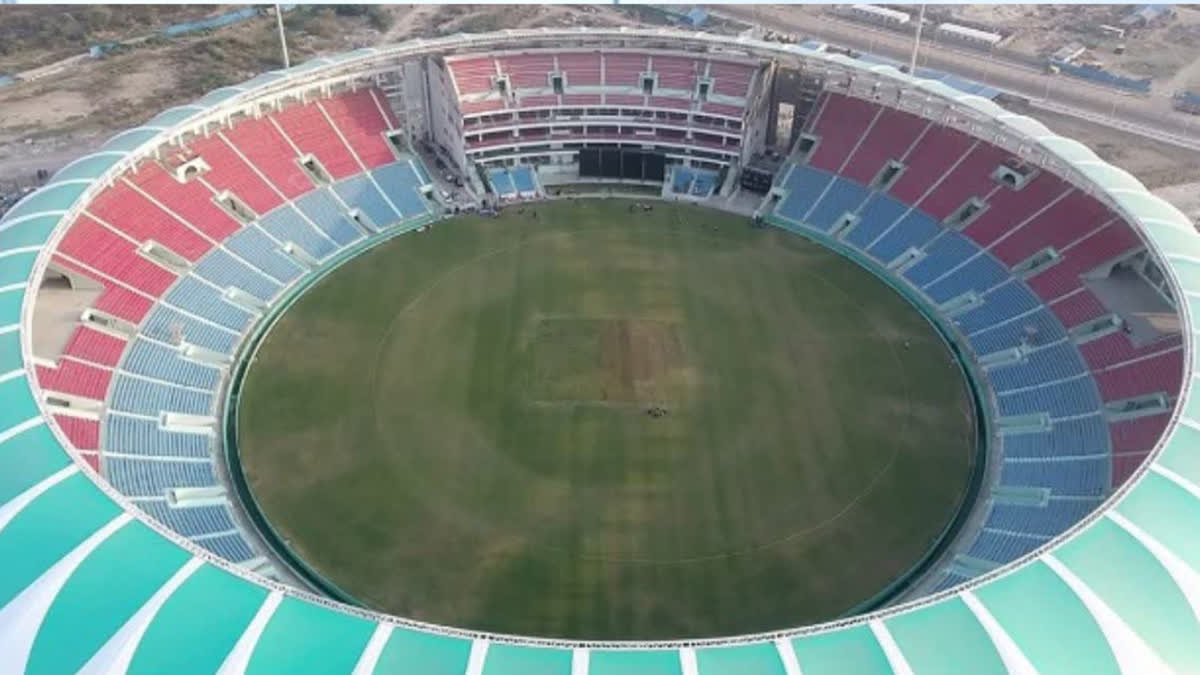 AUSTRALIA AND INDIA RAIPUR T20I MATCH ELECTRICITY OF STADIUM CUT DUE TO OUTSTANDING ELECTRICITY BILL
