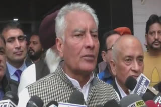 Sunil Jakhar, AAP