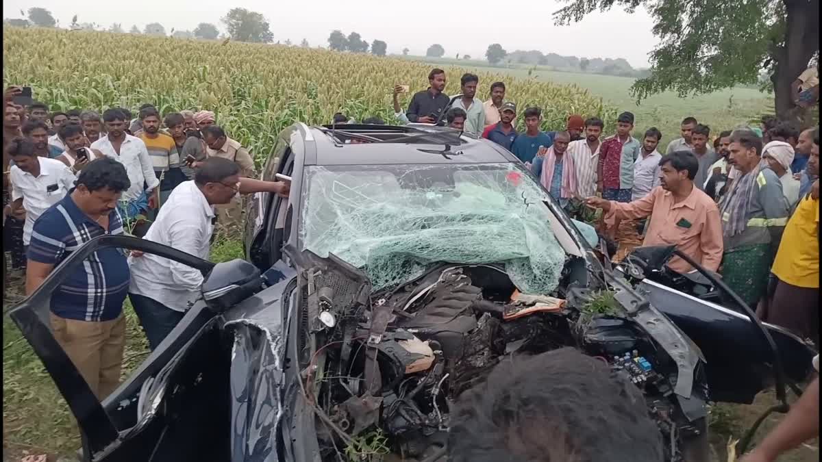 ಬಳ್ಳಾರಿ ಬಳಿ ಅಪಘಾತ Doctors died in accident