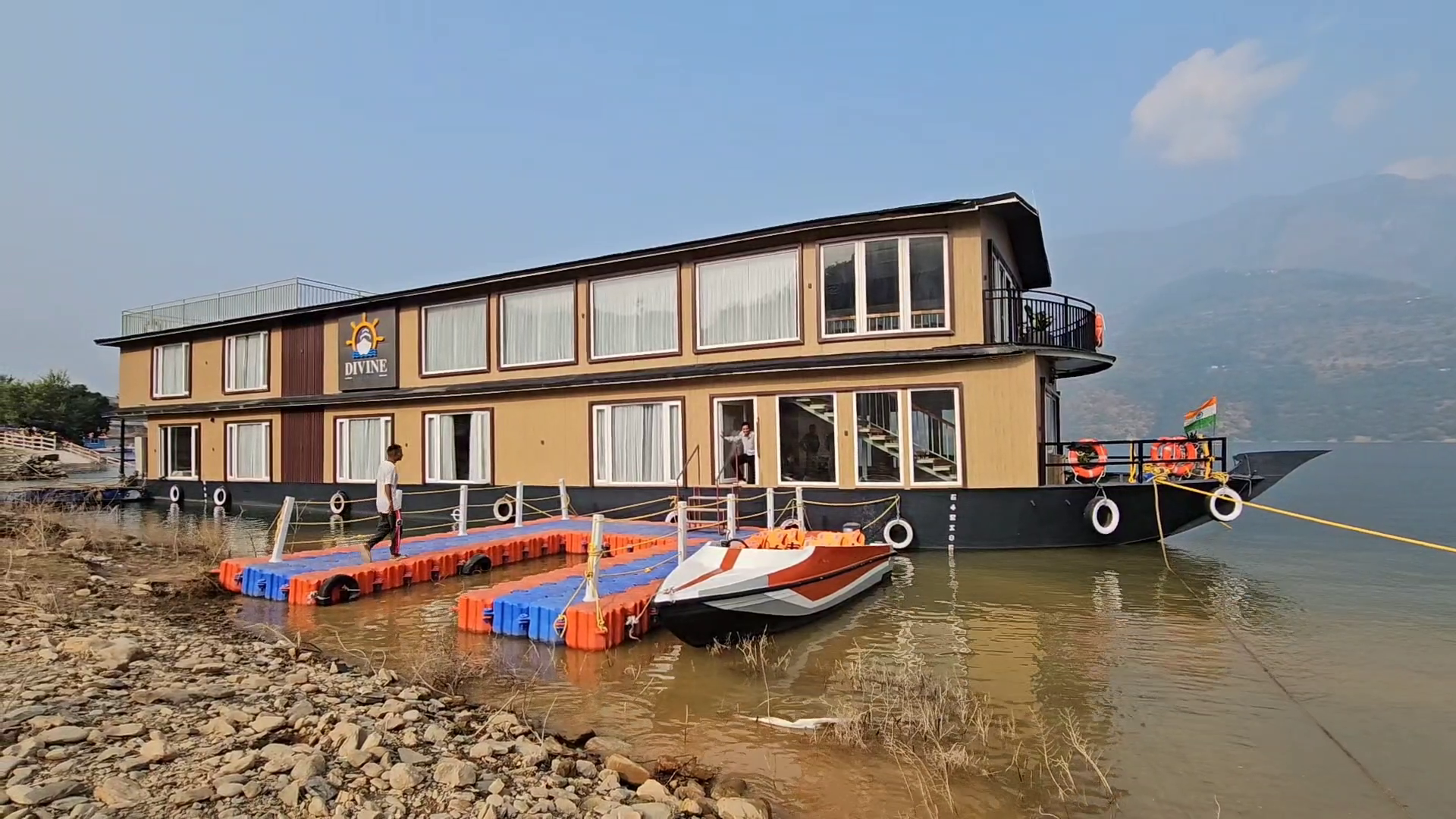 Tehri Lake Cruise Boat