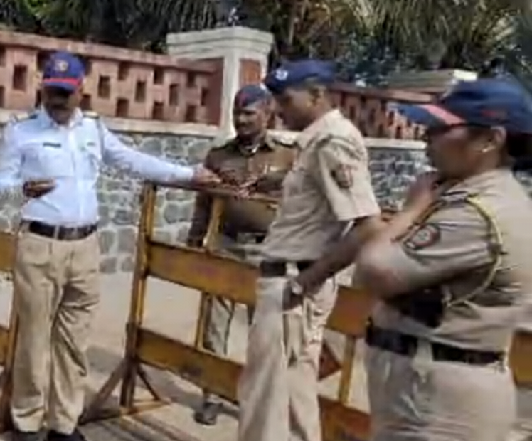 Ahead Of Oath-Taking Ceremony, Eknath Shinde Returns To Mumbai From Native Village In Satara