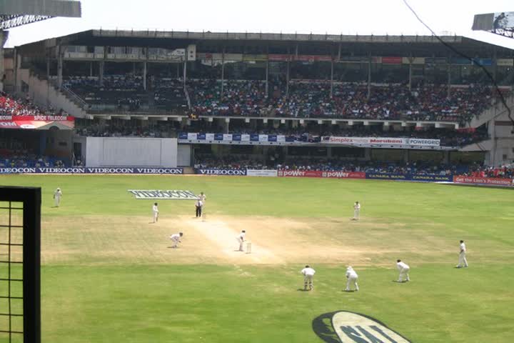 Karnataka: Chinnaswamy Stadium to be turned into COVID-19 care centre