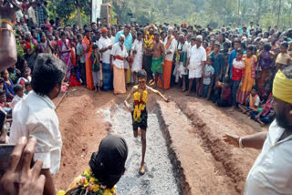 ayyappa devotees participated Pookuzhi festival