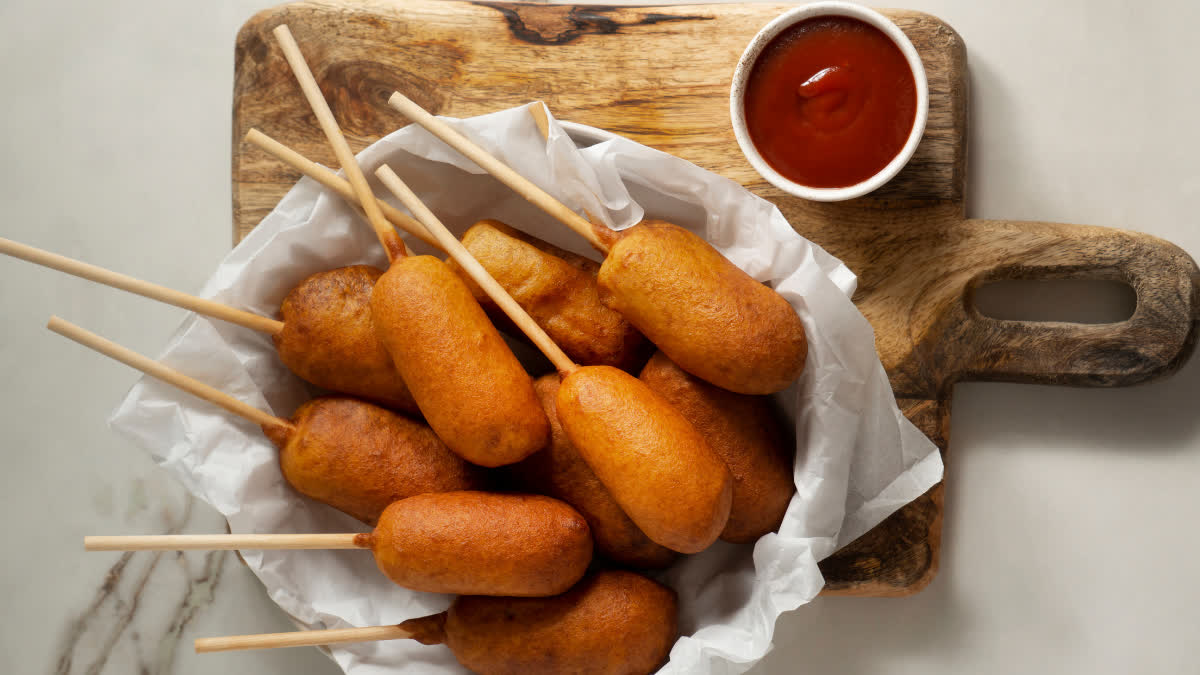 Make restaurant style potato lollipops at home in this easy way