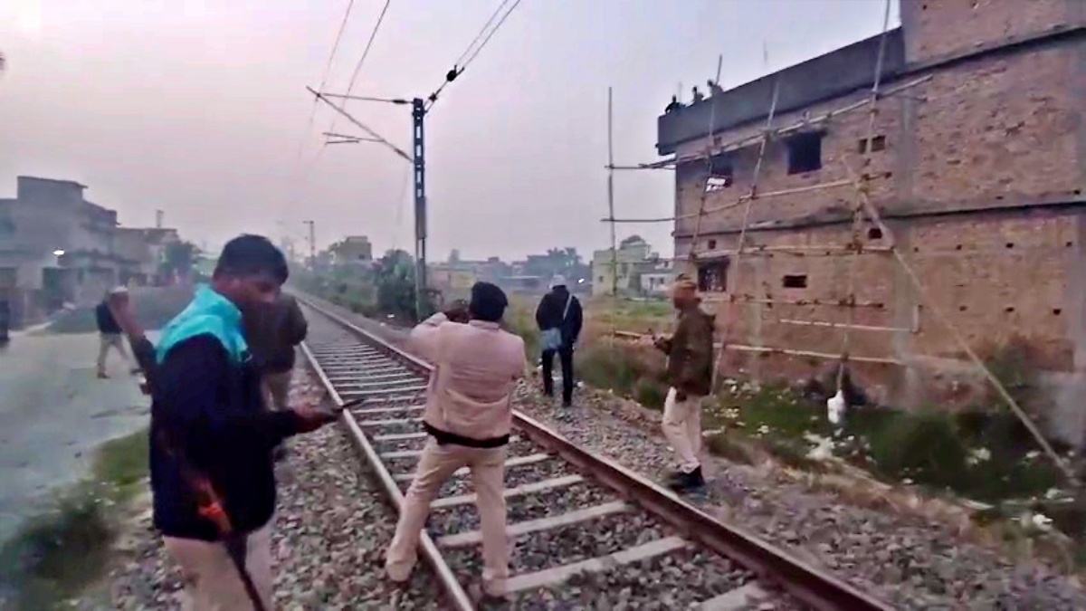 Death by train in Bettiah