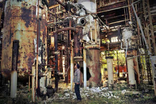 toxic-waste-shifted-from-bhopals-union-carbide-factory-for-disposal-after-40-years