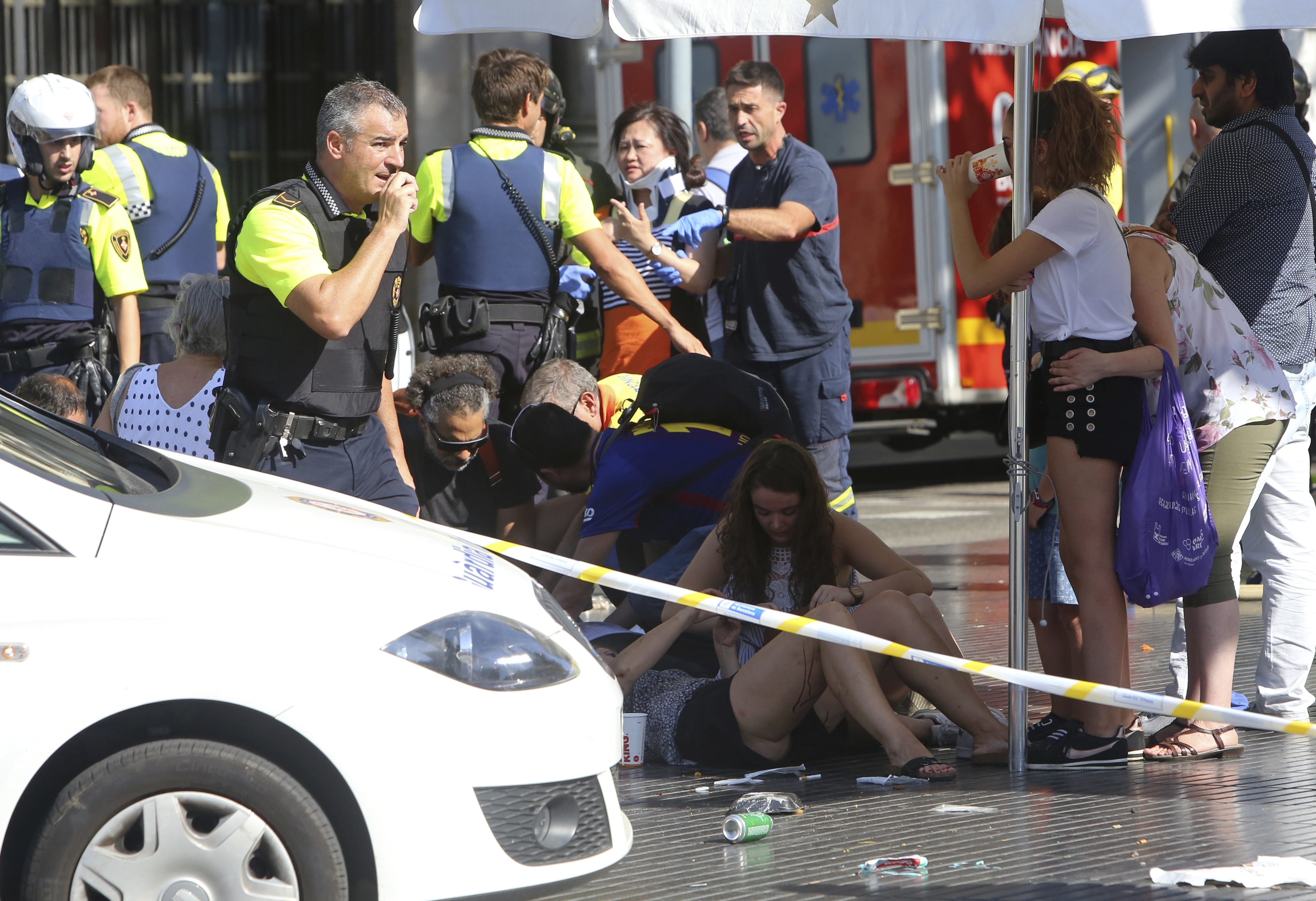 vehicle-drives-into-crowd-during-new-orleans-new-years-eve-celebration