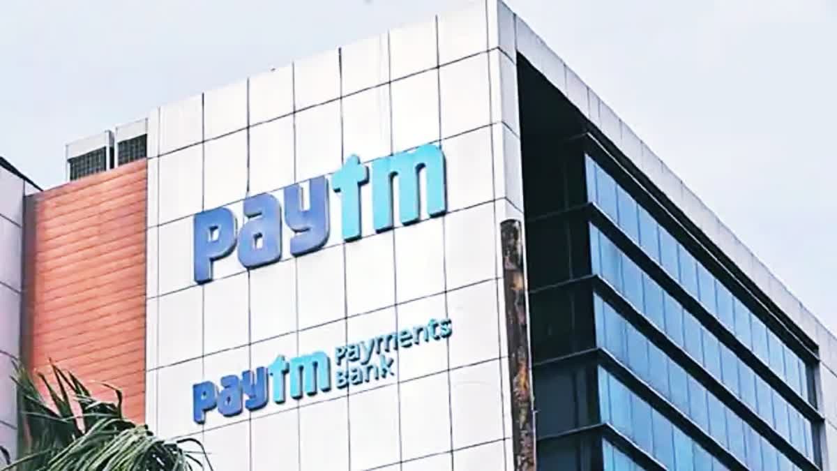 Paytm shares crash another 20 Percent