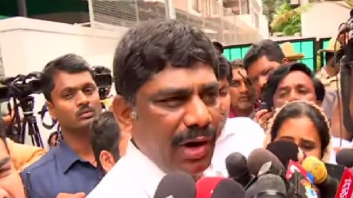 Congress leader D K Suresh condemned for his statement asking for a separate state if tax collection not reviewed