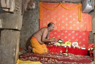 The Hindu side has announced a schedule of five 'aartis' that will be held on a daily basis in the Gyanvapi basement.