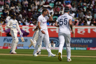 James Anderson bowled a brilliant spell in the opening session of Vizag Test.