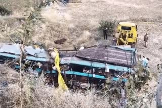 Bus carrying pilgrims falls into gorge in dang gujarat several dead