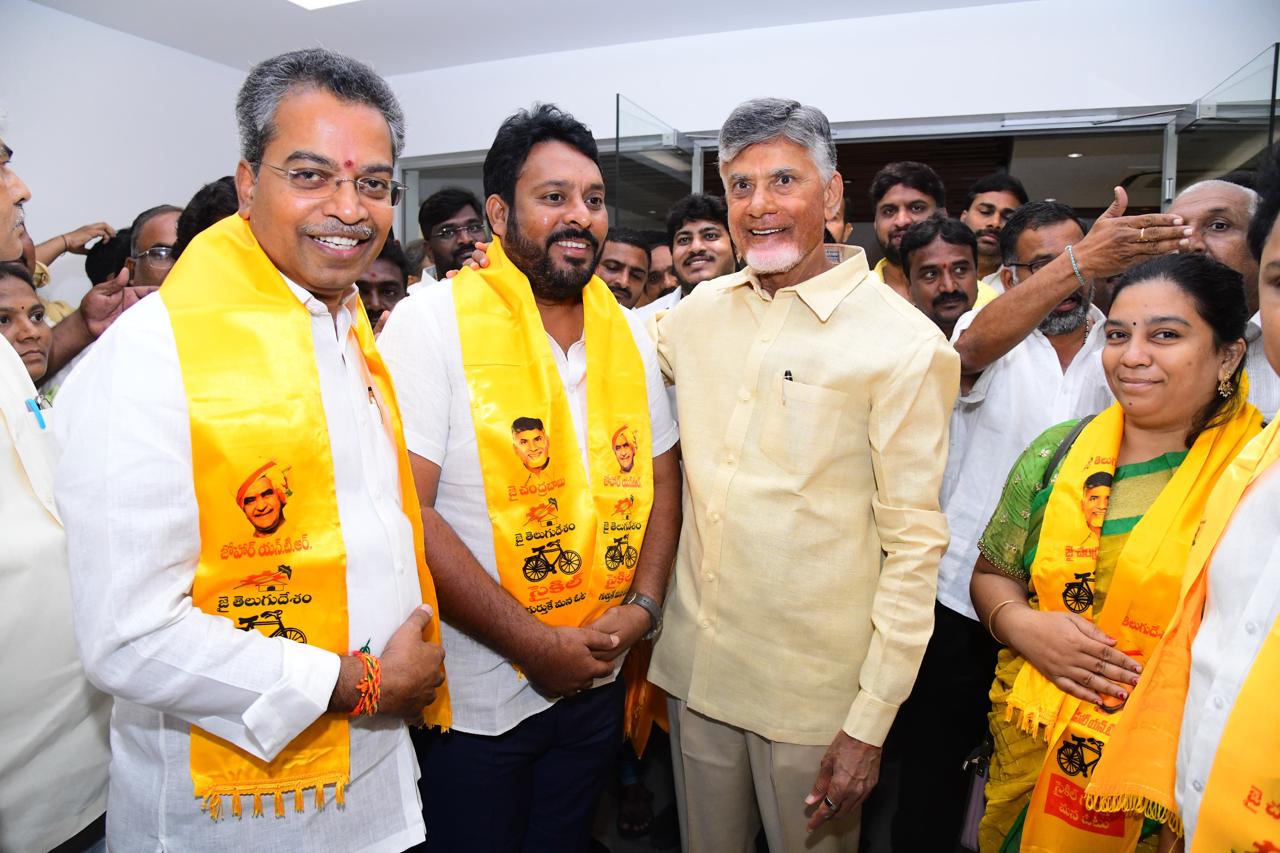 ysrcp_mla_vasantha_krishnaprasad_joined_in_tdp