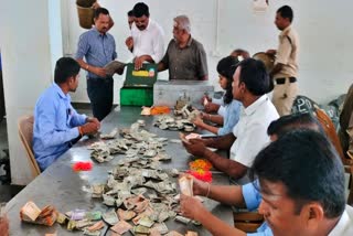 Hundi count  Male Mahadeshwar Hill  ಮಲೆ ಮಹದೇಶ್ವರ ಬೆಟ್ಟ  ಹುಂಡಿ ಎಣಿಕೆ