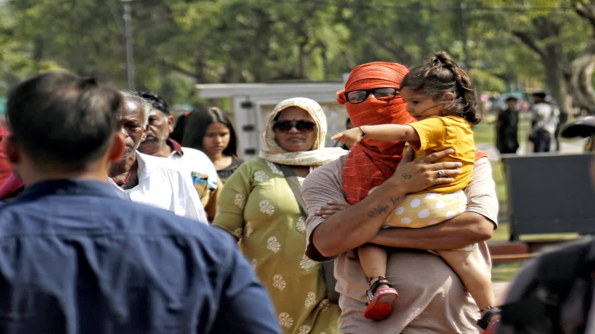 Telangana Scorches under Dazzling Heat, Hyderabad Swelters Too