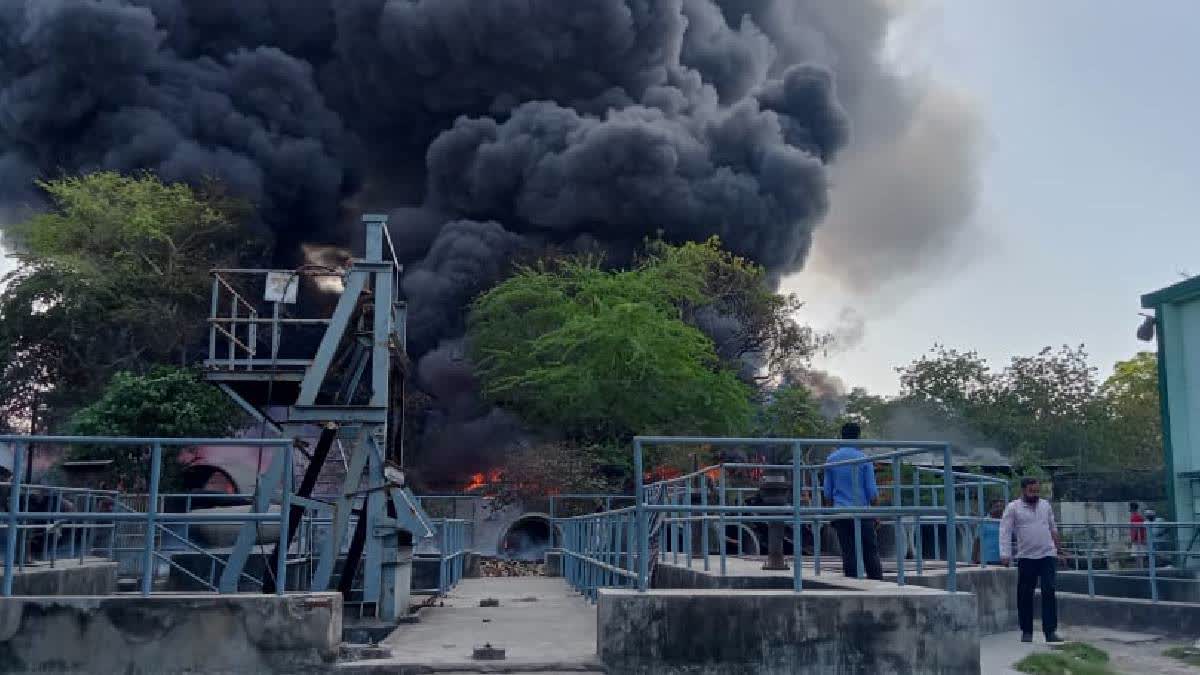 50 Shanties Gutted in Fire at Kanpur's Rakhi Mandi, No Casualty Reported