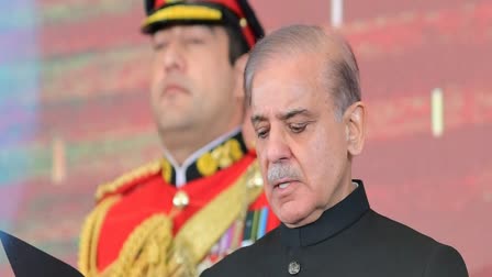 Pakistan PM orders ban on red carpets at official events(photo IANS)