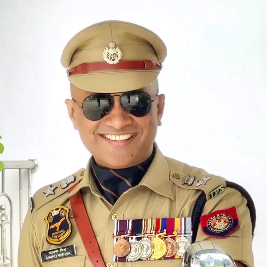 पूर्व आईपीएस आनंद मिश्रा