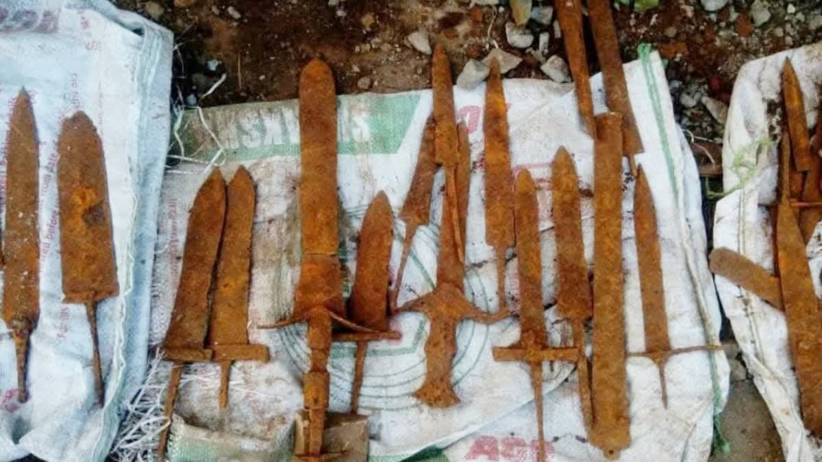 TEHRI ANCIENT WEAPONS