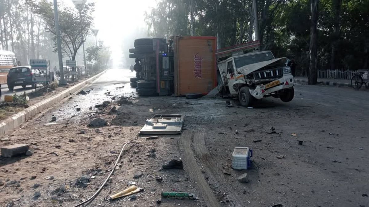 Road accident in Faridabad