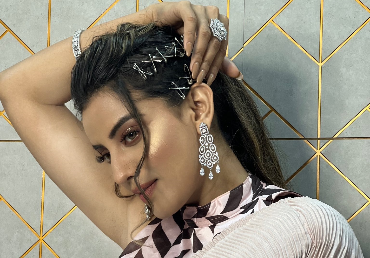 AKSHARA SINGH