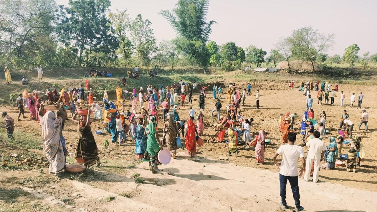 Work Under MGNREGA In Kawardha